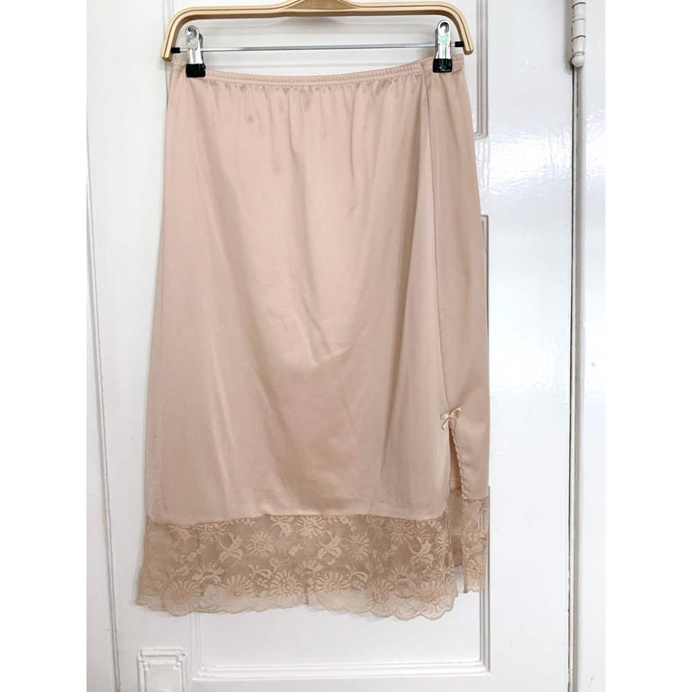 Vassarette Satinessence Half Slip Nude Vintage Lingerie Lace Side Pleat Size M - Picture 2 of 13